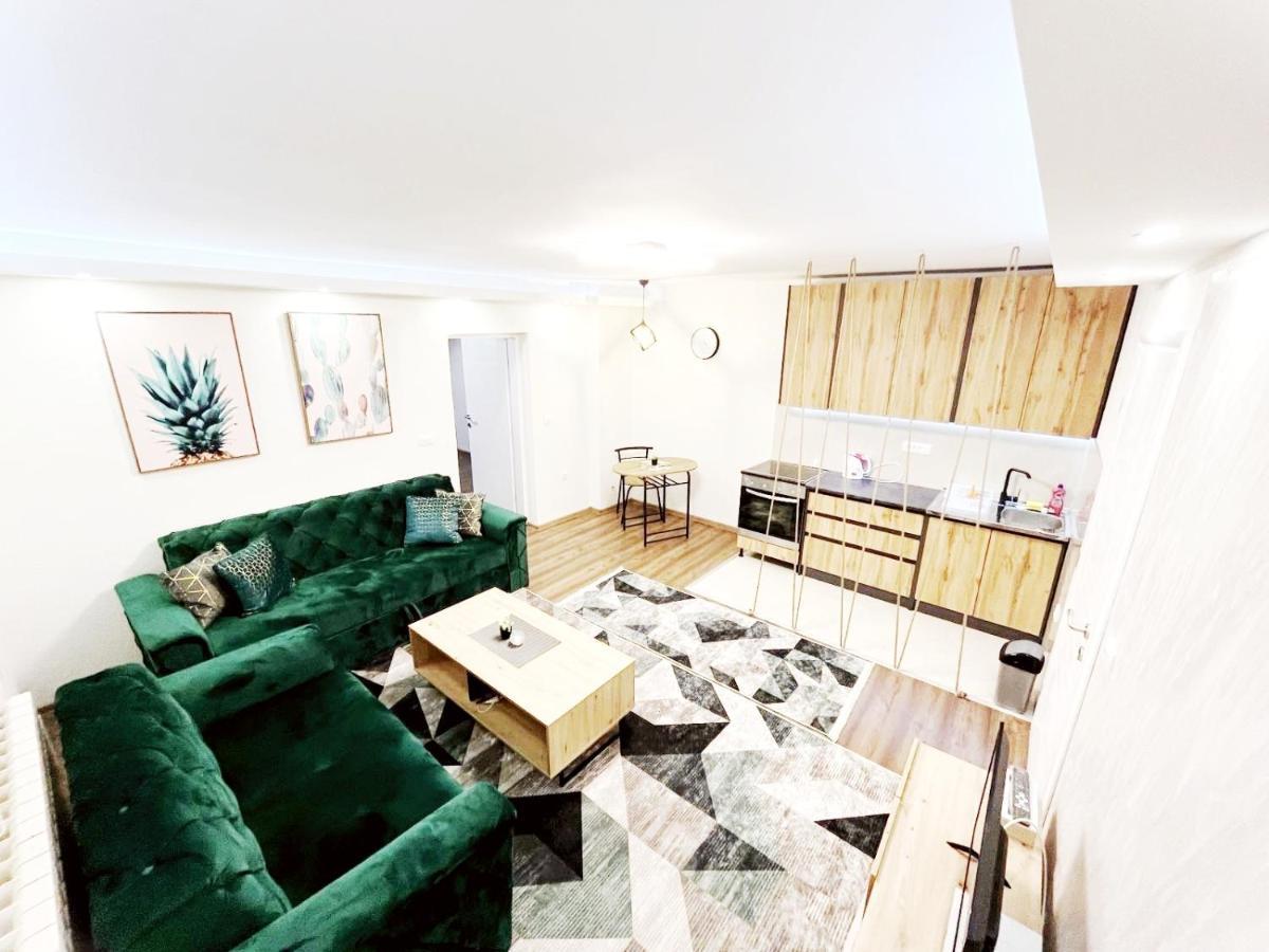 Apartman Dm ซาราเยโว ภายนอก รูปภาพ